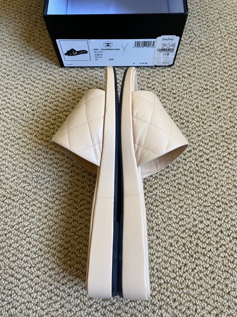 CHANEL White and Black Quilted Leather Slide Mules - Picture 5 of 11